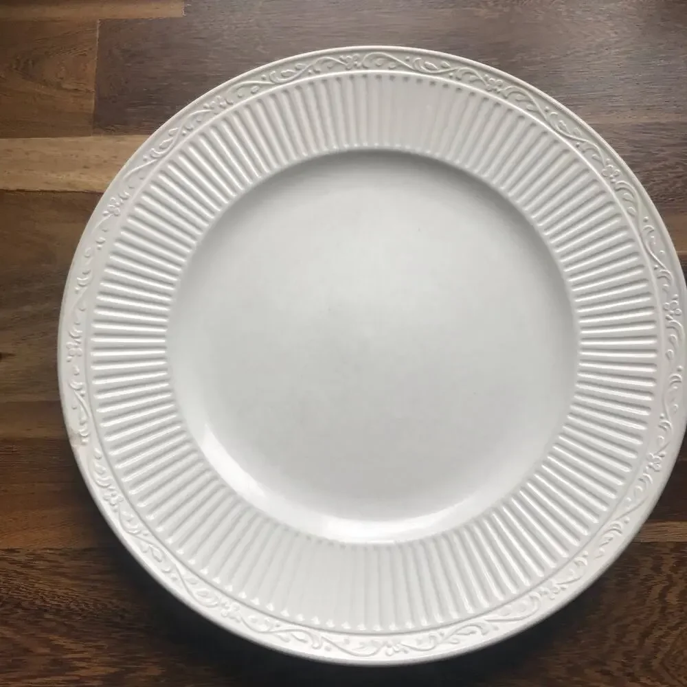 Mikasa Italian Countryside Dinner White Plates Set of 2 Y2K